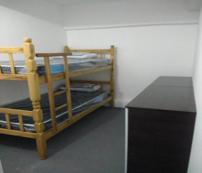 Imagem 1 da galeria do anúncio: Alugo Vaga Pensão 2 pessoas por quarto Apenas