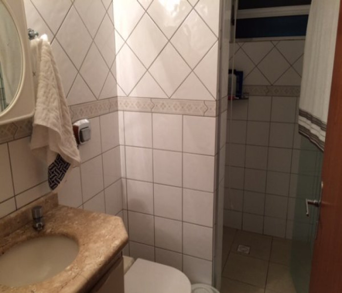 Imagem 4 da galeria do anúncio: Alugo quarto mobiliado para mulher