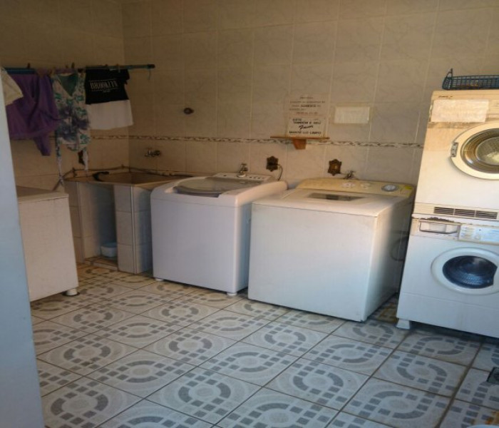 Imagem 7 da galeria do anúncio: República,quarto para moças