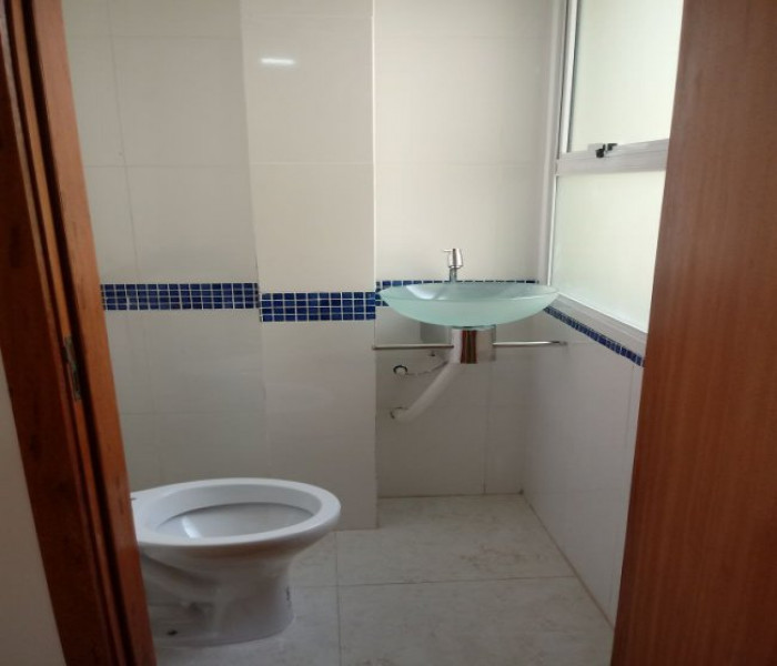 Imagem 3 da galeria do anúncio: Quarto mobiliado  C/Frigobar  proximo Ufrgs e Pucrs...