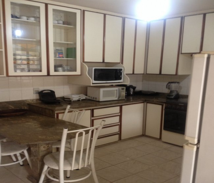 Imagem 12 da galeria do anúncio: Suíte e Quarto