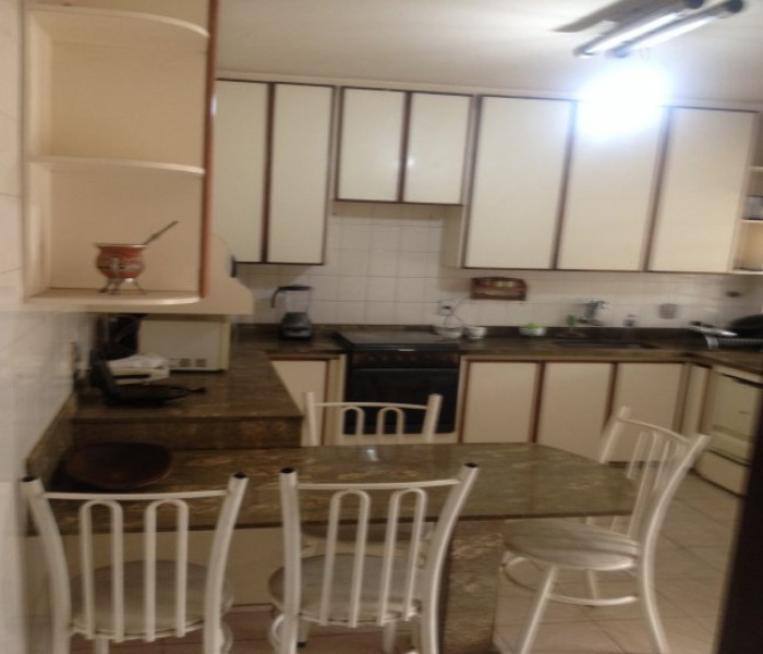 Imagem 10 da galeria do anúncio: Suíte e Quarto