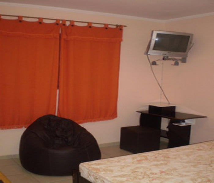 Imagem 2 da galeria do anúncio: Suites mobiliadas