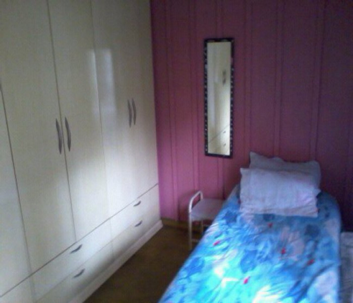 Imagem 7 da galeria do anúncio: Casa tipo republica prox da PUC FAMILIAR ?