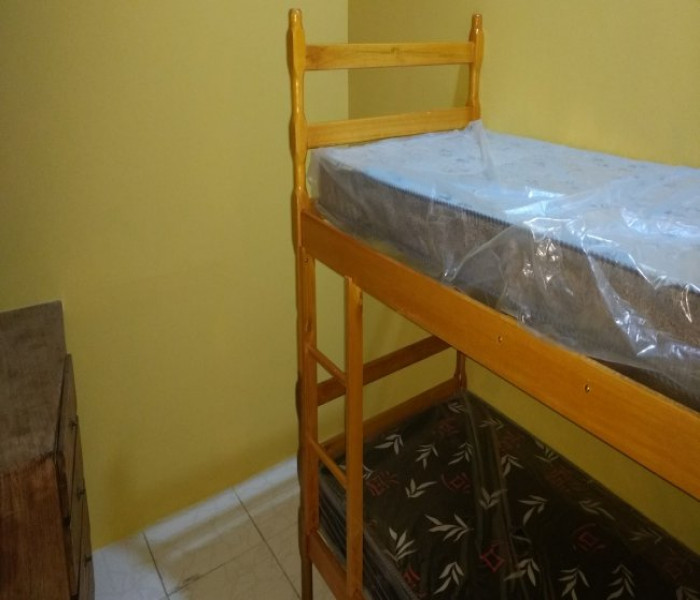 Imagem 6 da galeria do anúncio: Pensão Quartos Duplos com despesas inclusas