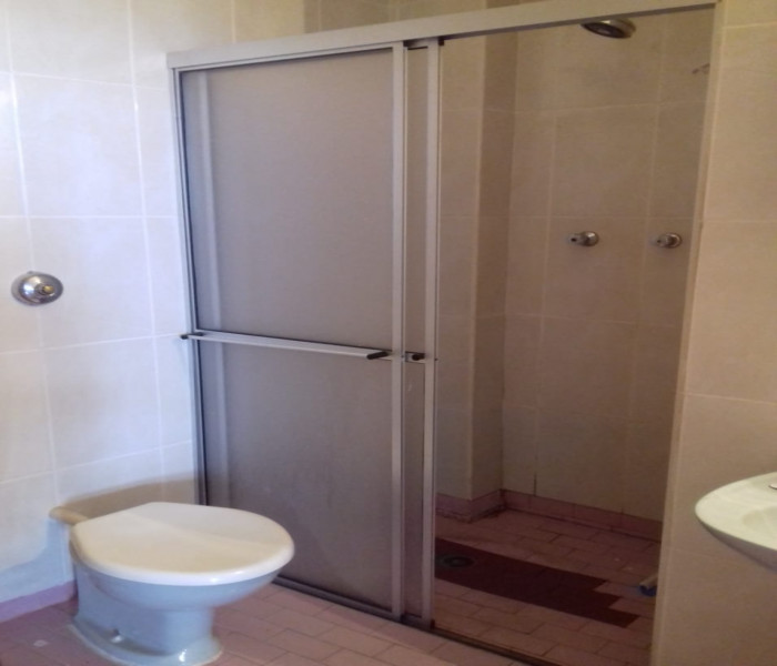 Imagem 9 da galeria do anúncio: Alugo quarto Mulheres e pessoas LGTBQIA+ - Edificio Copan