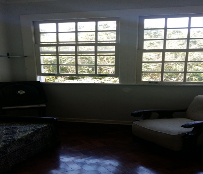 Imagem 4 da galeria do anúncio: Quarto individual com vista verde