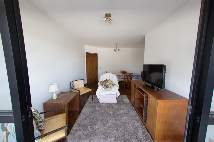 Imagem 1 da galeria do anúncio: Quarto individual mobiliado no centro de Alphaville