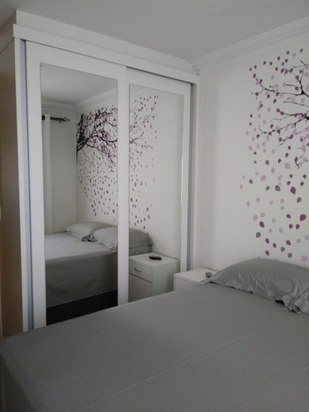 Imagem 5 da galeria do anúncio: Quartos Individuais e Suite  Mobiliados e Decorados