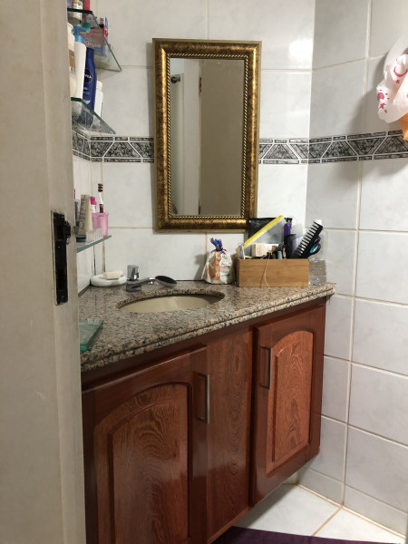 Imagem 3 da galeria do anúncio: Alugo quarto no calhau! Atrás barramar