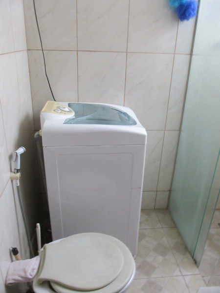 Imagem 15 da galeria do anúncio: COPACABANA..QUARTO DE CASAL. 1900 reais POR MES.