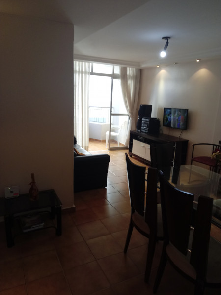 Imagem 4 da galeria do anúncio: Quarto em apto no alto do Bueno