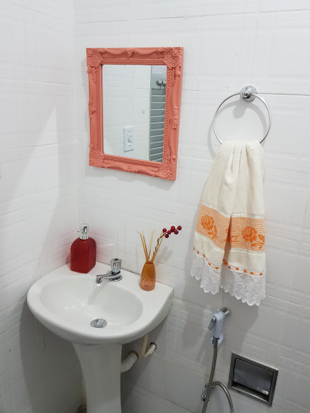 Imagem 12 da galeria do anúncio: República das Charmosas - rep. Fem em frente à UERJ Maracanã