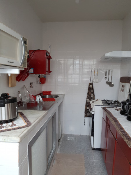 Imagem 5 da galeria do anúncio: República das Charmosas - rep. Fem em frente à UERJ Maracanã