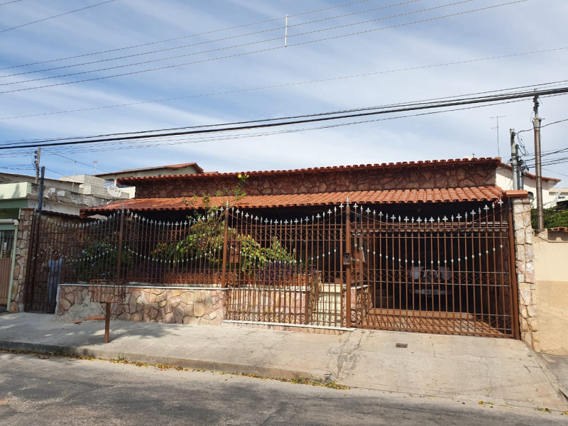 Imagem 6 da galeria do anúncio: Quarto Feminino Novo