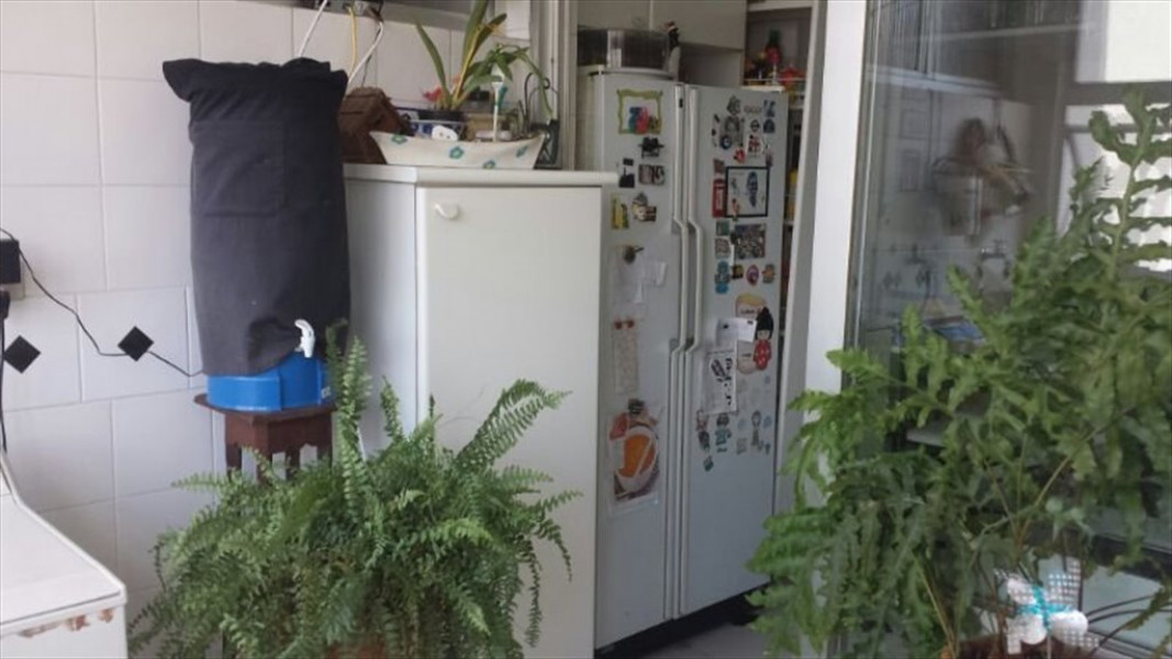 Imagem 16 da galeria do anúncio: Excelente Suite com Diarista Exclusivo á Mulheres