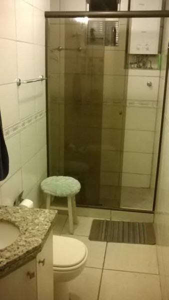 Imagem 8 da galeria do anúncio: Quarto Central Individual Residencial em AP muito Seguro