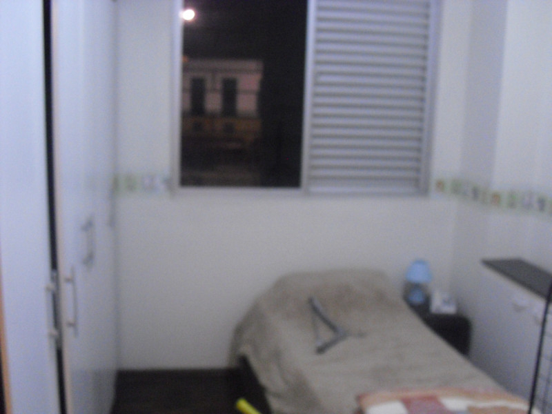 Imagem 3 da galeria do anúncio: Quarto Central Individual Residencial em AP muito Seguro