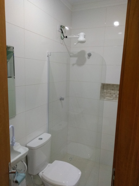 Imagem 5 da galeria do anúncio: Kitnet - Homero Thon - Santo André