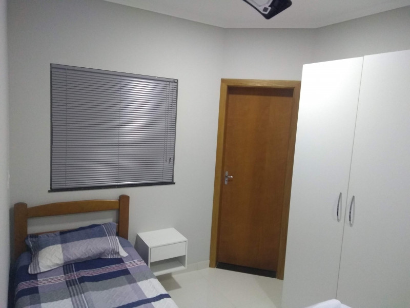 Imagem 6 da galeria do anúncio: Kitnet - Homero Thon - Santo André