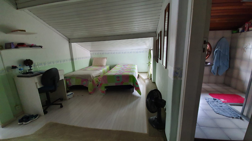 Imagem 9 da galeria do anúncio: Quartos para mulheres