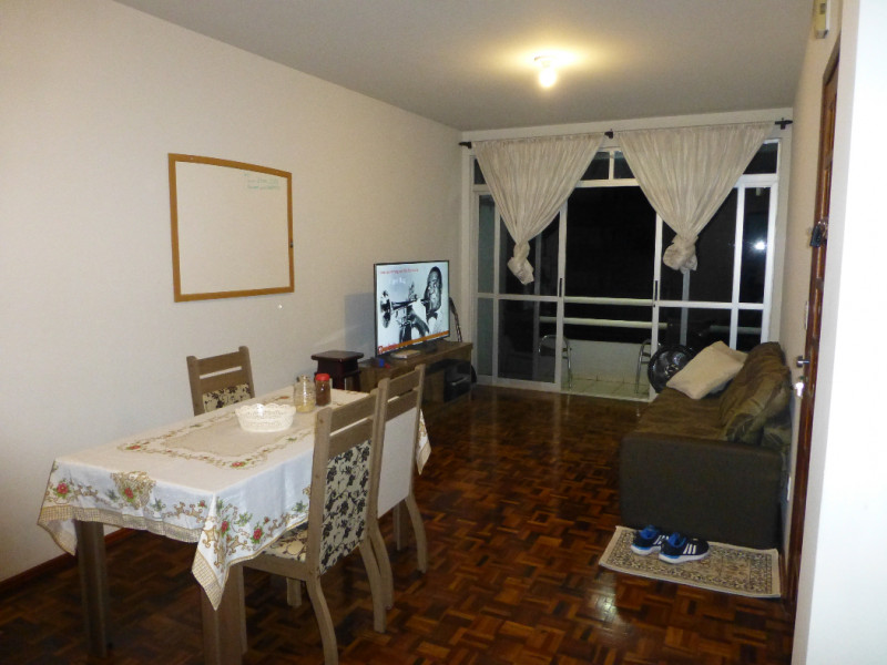 Imagem 6 da galeria do anúncio: Quarto em apartamento no centro de Foz do Iguaçu