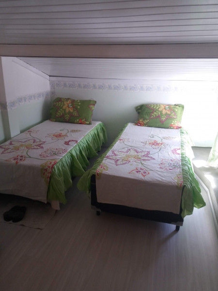 Imagem 17 da galeria do anúncio: Quartos para mulheres