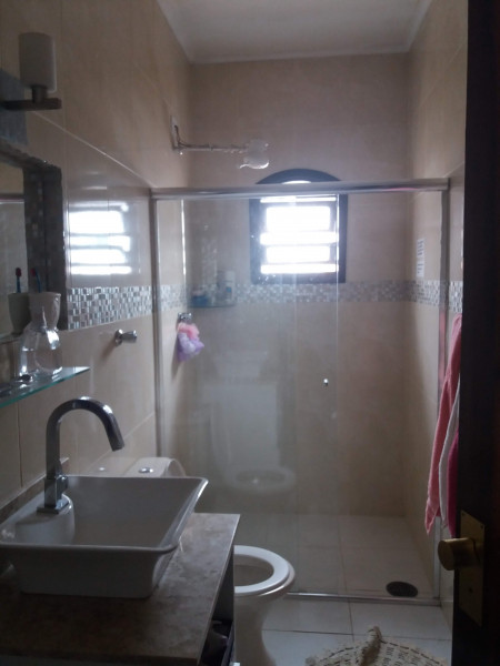 Imagem 19 da galeria do anúncio: Quartos para mulheres