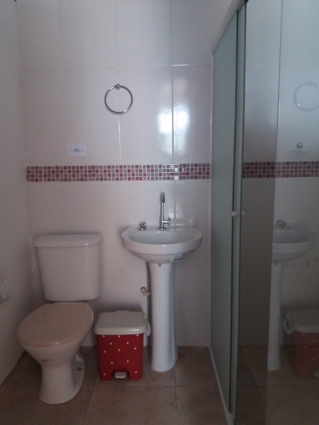 Imagem 20 da galeria do anúncio: Quartos para mulheres