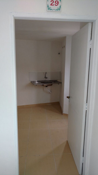 Imagem 9 da galeria do anúncio: kitnet frente ao ceu rosa da china,