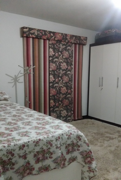 Imagem 4 da galeria do anúncio: Quarto para alugar em apartamento no centro