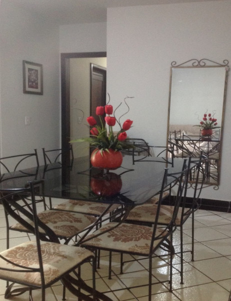 Imagem 3 da galeria do anúncio: Quarto para alugar em apartamento no centro