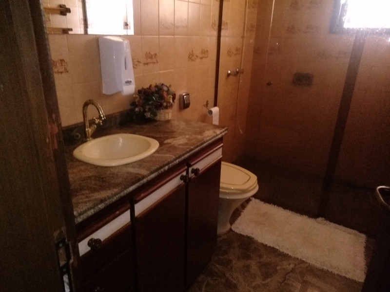 Imagem 12 da galeria do anúncio: Quarto alto padrao com sacada