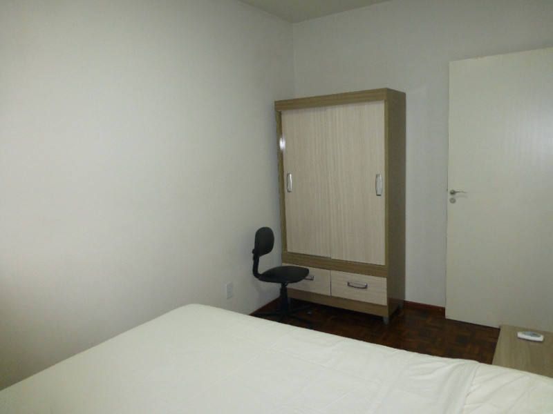 Imagem 2 da galeria do anúncio: Quarto em apartamento no centro de Foz do Iguaçu