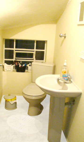 Imagem 7 da galeria do anúncio: Alugo Quarto Mobiliado São Bernardo J. do  Mar Centro Lucas