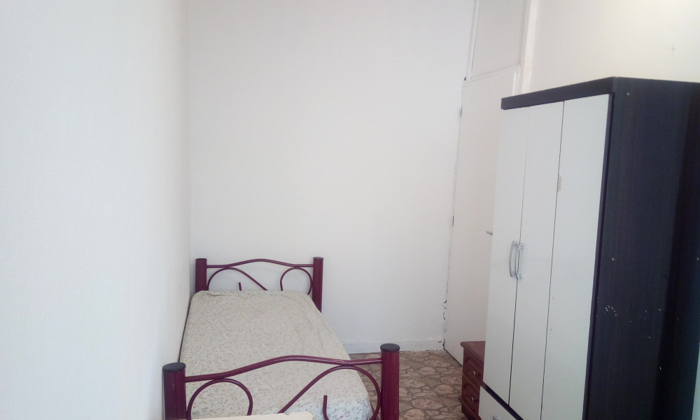 Imagem 2 da galeria do anúncio: Quartos de aluguel vl. Industrial