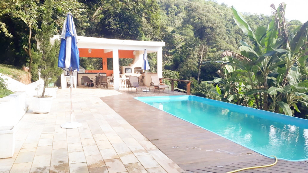 Imagem 31 da galeria do anúncio: Suites em sitio, no meio da floresta. Serra de Petropolis.