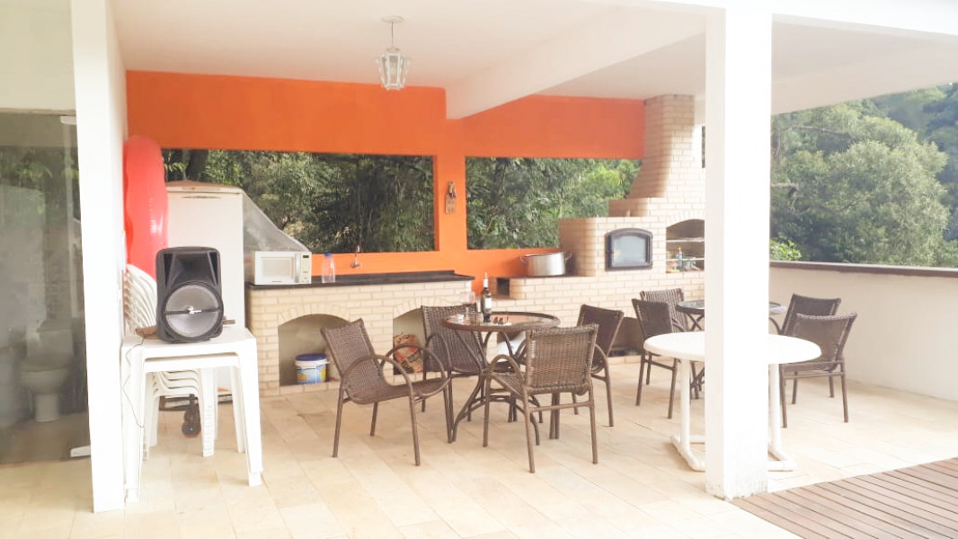 Imagem 29 da galeria do anúncio: Suites em sitio, no meio da floresta. Serra de Petropolis.