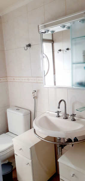 Imagem 5 da galeria do anúncio: Suíte Individual Piscina Sauna Academia etc FEMININO