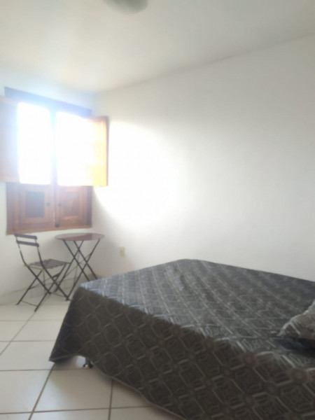 Imagem 12 da galeria do anúncio: Alugo suíte mobiliada