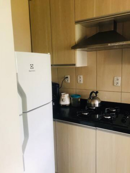 Imagem 10 da galeria do anúncio: Compartilho apartamento