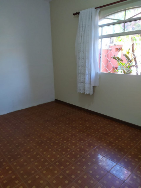 Imagem 14 da galeria do anúncio: Aluga-se quartos individuais (Feminino)