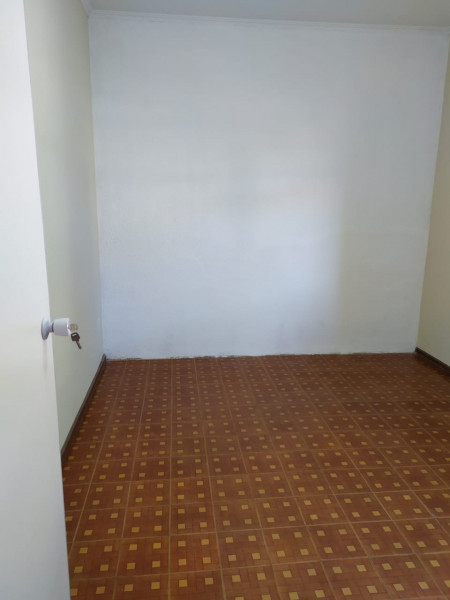 Imagem 15 da galeria do anúncio: Aluga-se quartos individuais (Feminino)