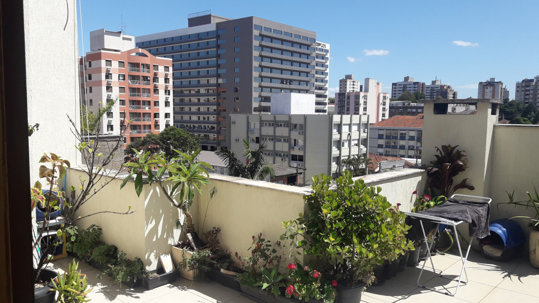 Imagem 3 da galeria do anúncio: Quarto 100m  Shoppings, Hospitais e Comercio da Assis