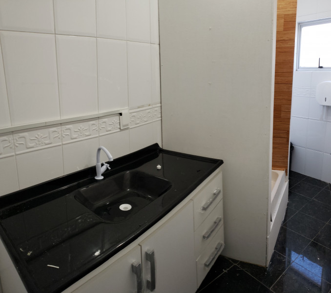 Imagem 5 da galeria do anúncio: Kitnet  Bigorrilho Batel Mobiliado Quarto com banheiro