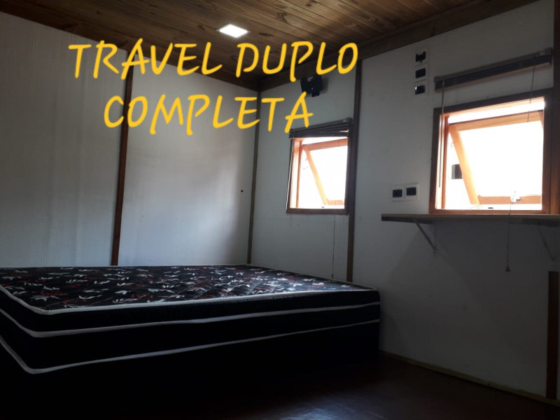 Imagem 8 da galeria do anúncio: Kitnet Bigorrilho Barigui Mobiliado Quarto banheiro cozinha