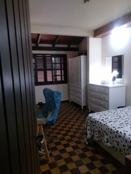 Imagem 5 da galeria do anúncio: Quarto alto padrao com sacada