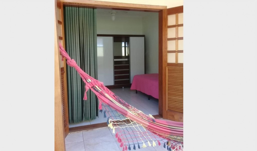 Imagem 9 da galeria do anúncio: Quarto com banheiro individual