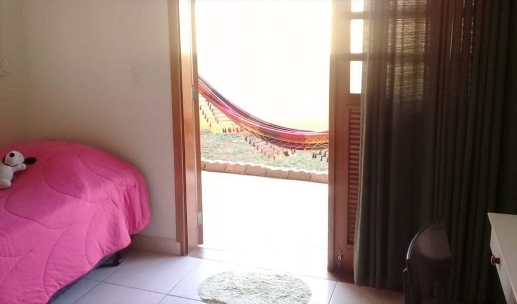 Imagem 10 da galeria do anúncio: Quarto com banheiro individual