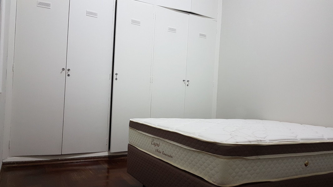 Imagem 8 da galeria do anúncio: Aluguel de quarto individual para rapazes no Guanabara